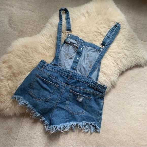 Forever 21 Overalls Cut Off Short Denim Jeans Medium M - Picture 6 of 8